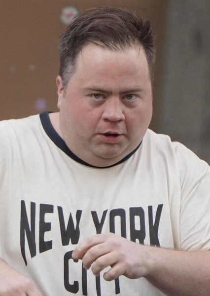 Paul Walter Hauser photo