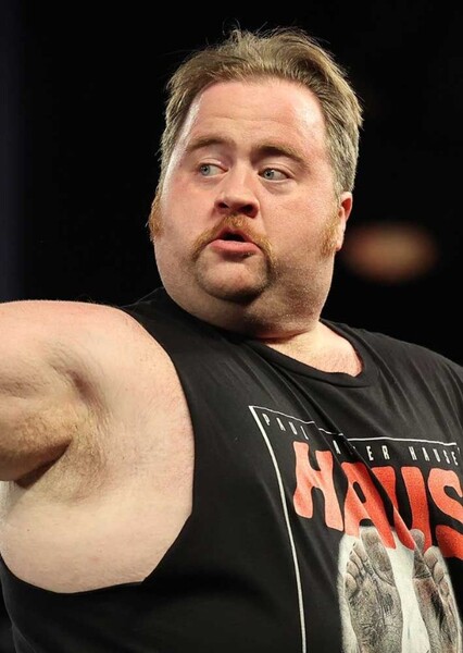 Paul Walter Hauser photo