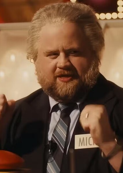 Paul Walter Hauser photo
