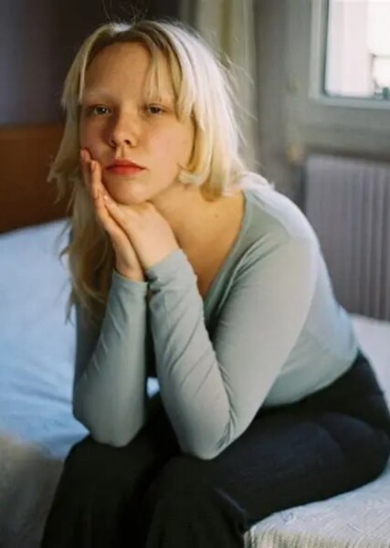 Paula Luna photo