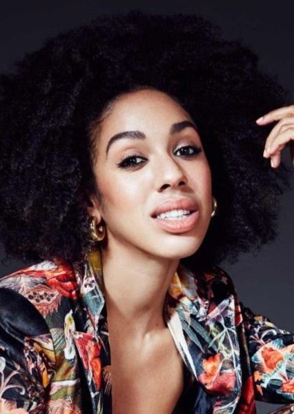 Pearl Mackie photo
