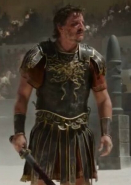 Pedro Pascal photo