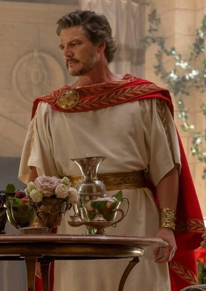 Pedro Pascal photo