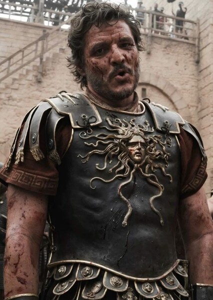Pedro Pascal photo