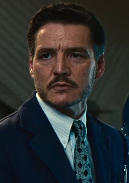 Pedro Pascal photo