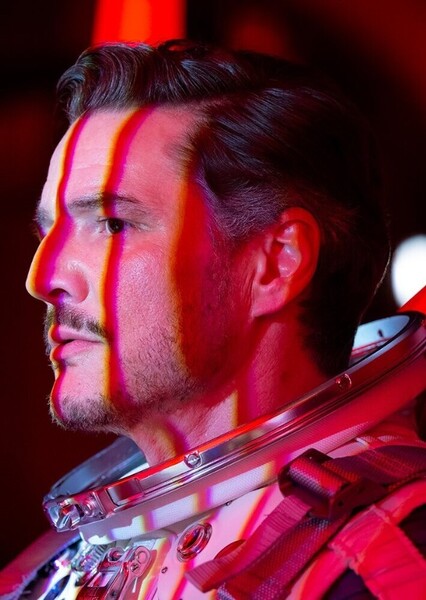 Pedro Pascal photo