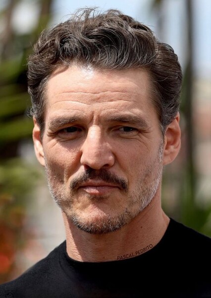 Pedro Pascal photo
