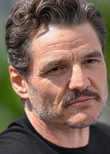 Pedro Pascal photo