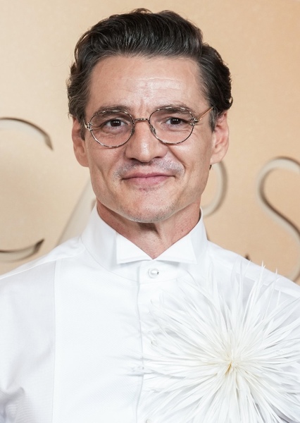 Pedro Pascal photo
