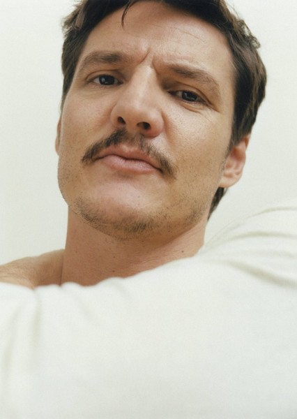 Pedro Pascal photo