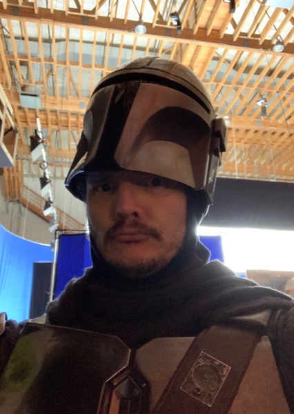 Pedro Pascal photo