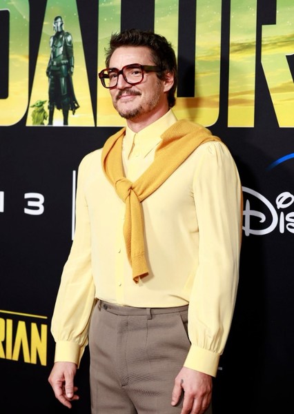 Pedro Pascal photo