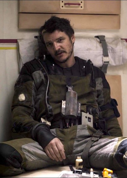 Pedro Pascal photo