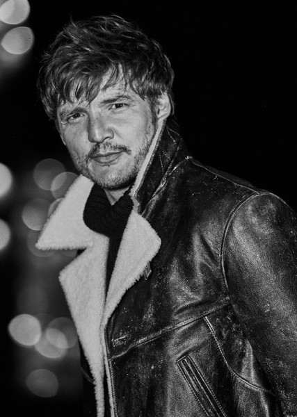 Pedro Pascal photo