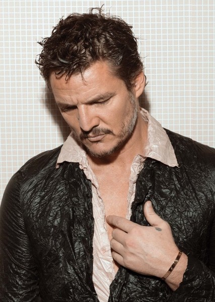 Pedro Pascal photo