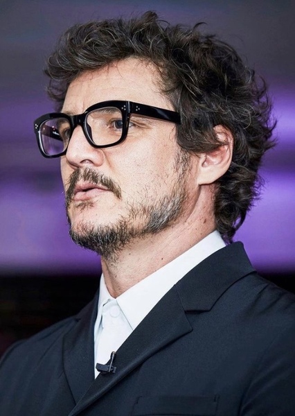 Pedro Pascal photo