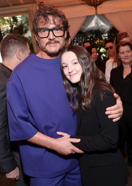 Pedro Pascal and Bella Ramsey photo