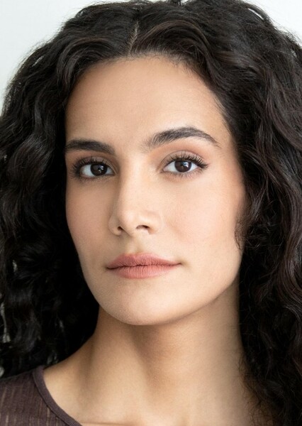 Pegah Ghafoori photo