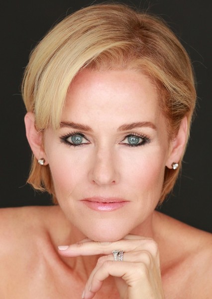Penelope Ann Miller photo