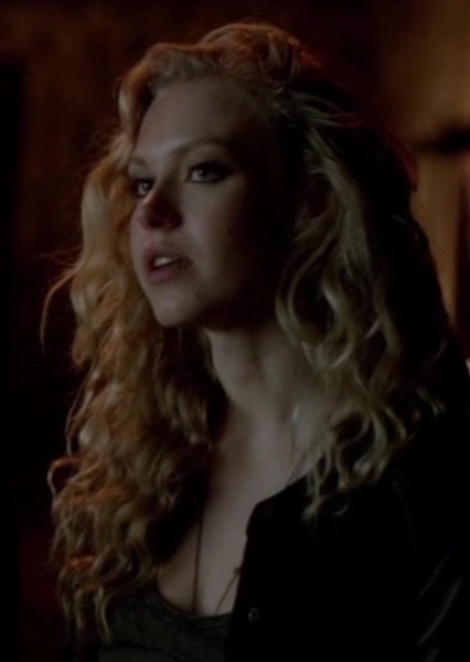 Penelope Mitchell photo