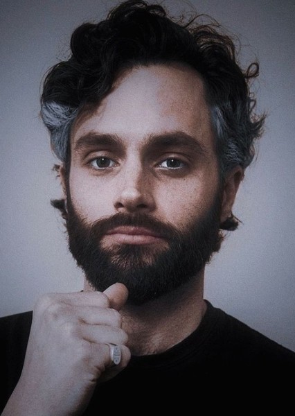 Penn Badgley photo