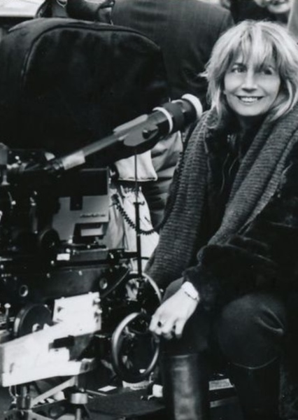 Penny Marshall photo