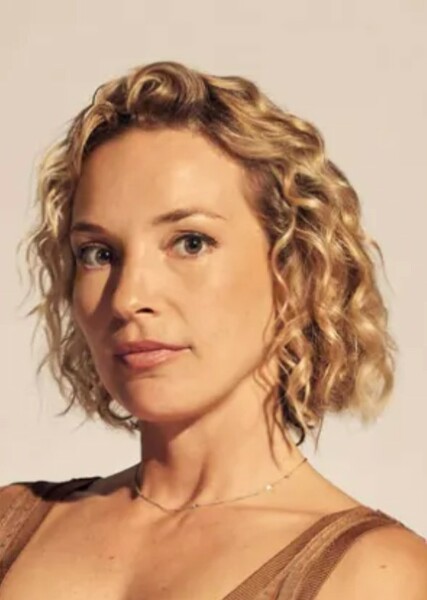 Perdita Weeks photo