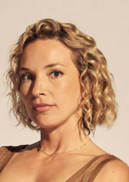 Perdita Weeks photo