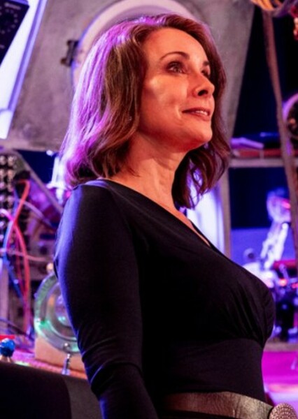 Peri Brown photo