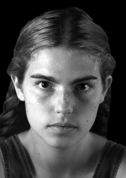 Perla Haney-Jardine photo