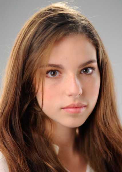 Perla Haney-Jardine photo