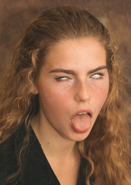 Perla Haney-Jardine photo