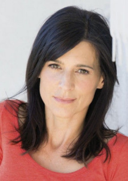 Perrey Reeves photo