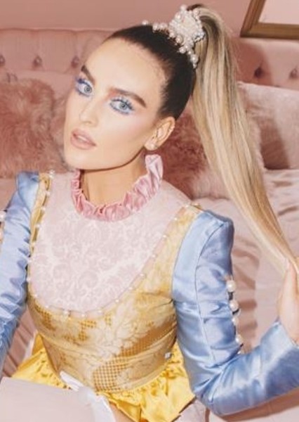 Perrie Edwards photo