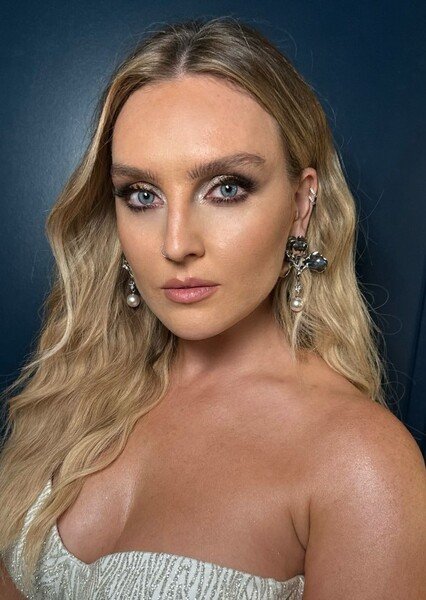 Perrie Edwards photo