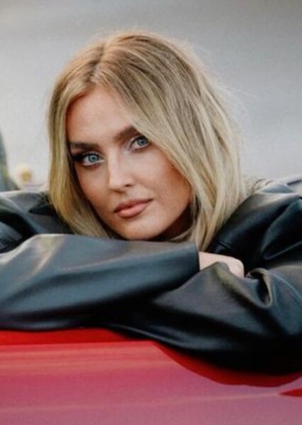 Perrie Edwards photo