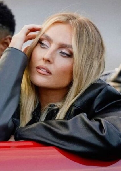 Perrie Edwards photo