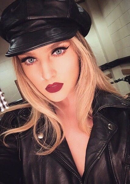 Perrie Edwards photo