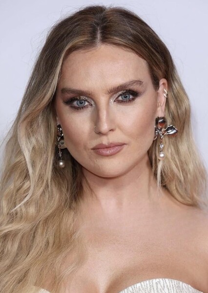 Perrie Edwards photo