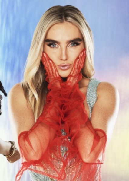 Perrie Edwards photo