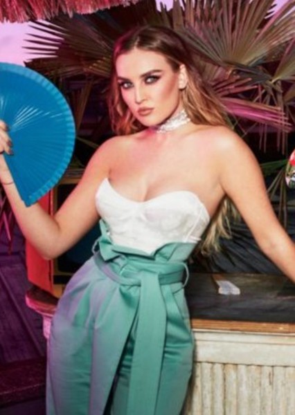 Perrie Edwards photo