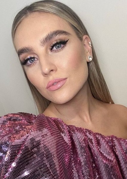 Perrie Edwards photo