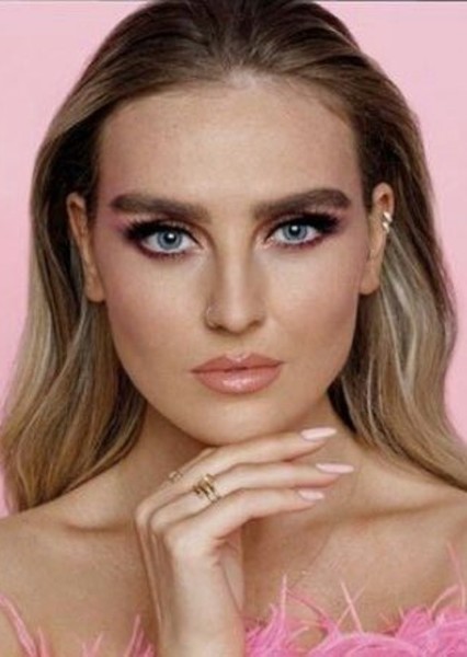 Perrie Edwards photo