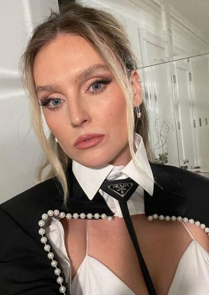 Perrie Edwards photo