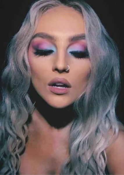 Perrie Edwards photo