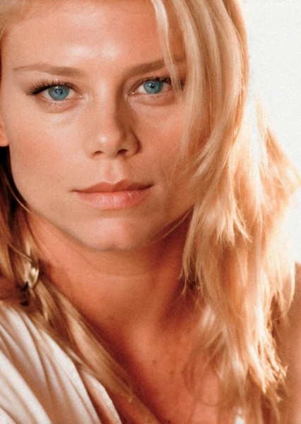 Peta Wilson photo
