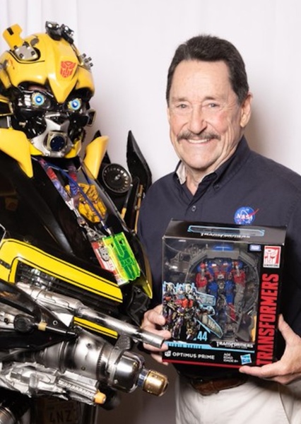Peter Cullen photo