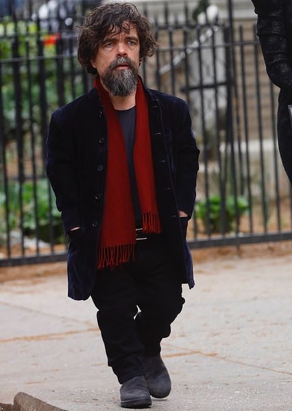 Peter Dinklage photo