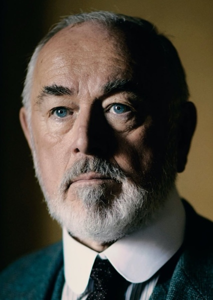 Peter Egan photo
