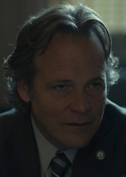 Peter Sarsgaard photo